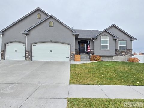 Photo of 460 S Austin Avenue, SUGAR CITY, ID 83448 (MLS # 2180579)