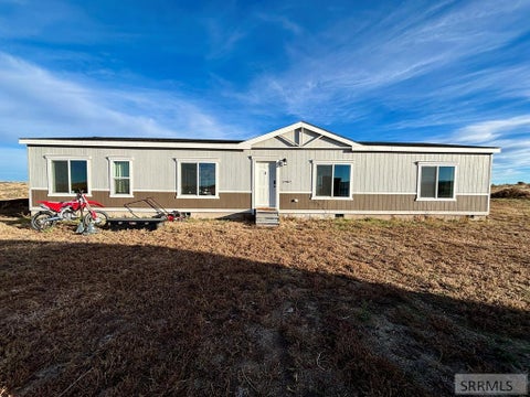Mobile Home For Sale - 2987 E 550 N<br/> ST ANTHONY, ID 83445