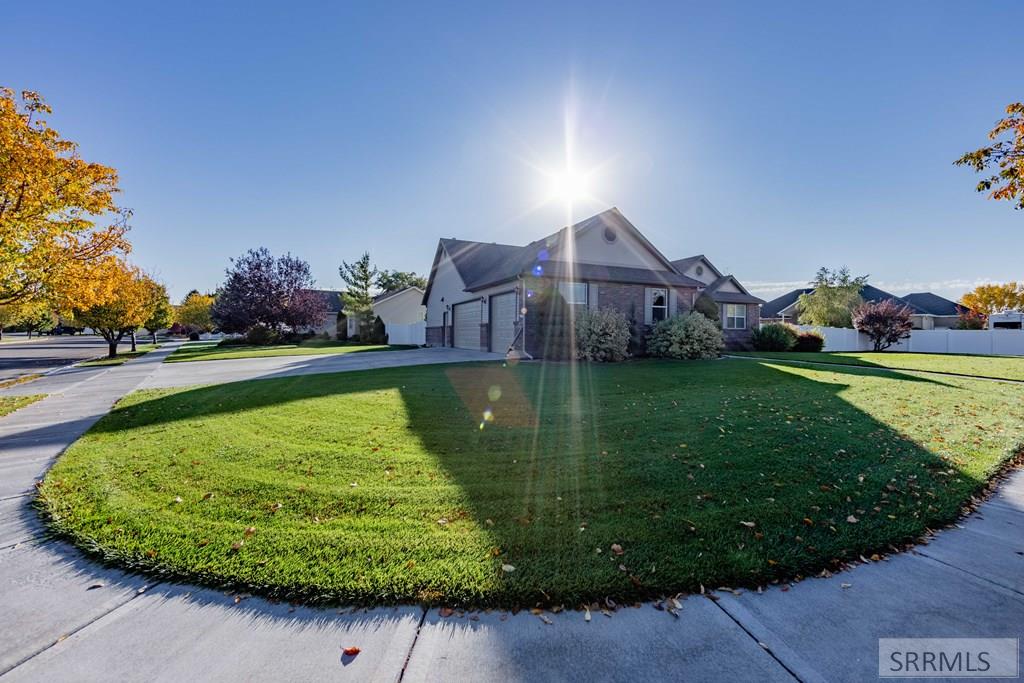 2760 Eastview Drive, IDAHO FALLS, Idaho image 5