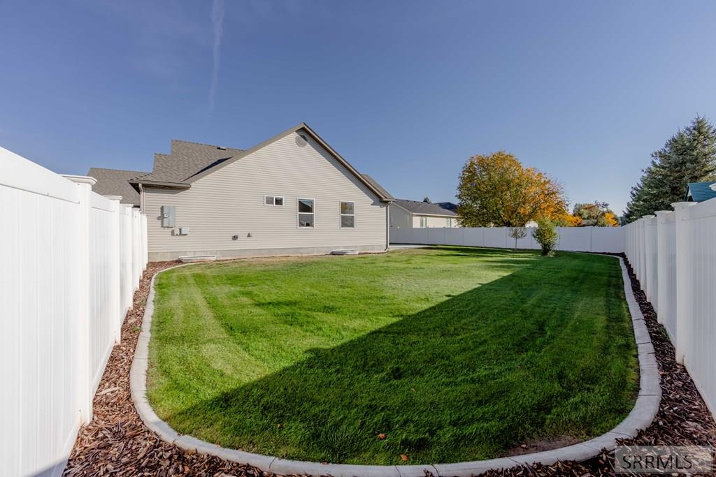 2760 Eastview Drive, IDAHO FALLS, Idaho image 40