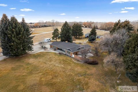 Photo of 9230 S 1st E, IDAHO FALLS, ID 83404 (MLS # 2182235)