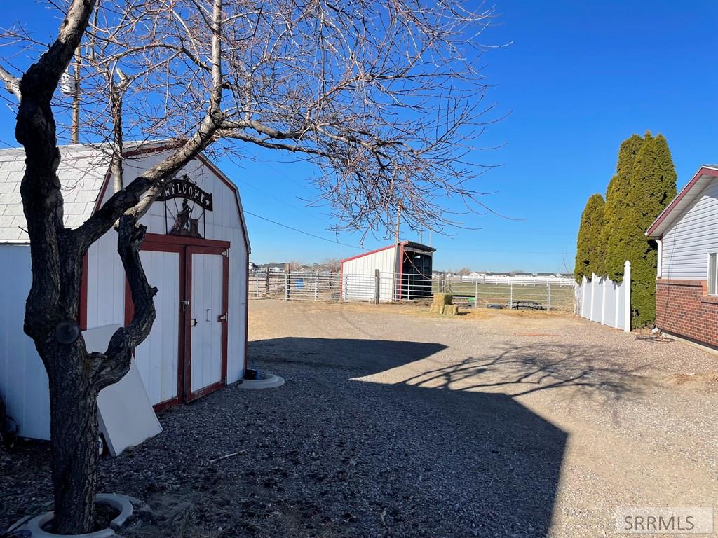 11382 N Philbin Road, POCATELLO, Idaho image 9
