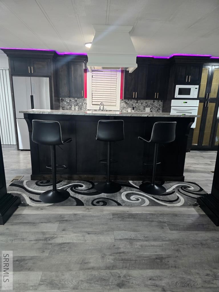 1915 Whispering Pine Drive