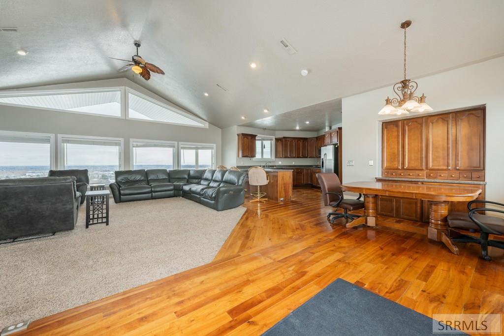 2075 S Rimrock Drive, IDAHO FALLS, Idaho image 2