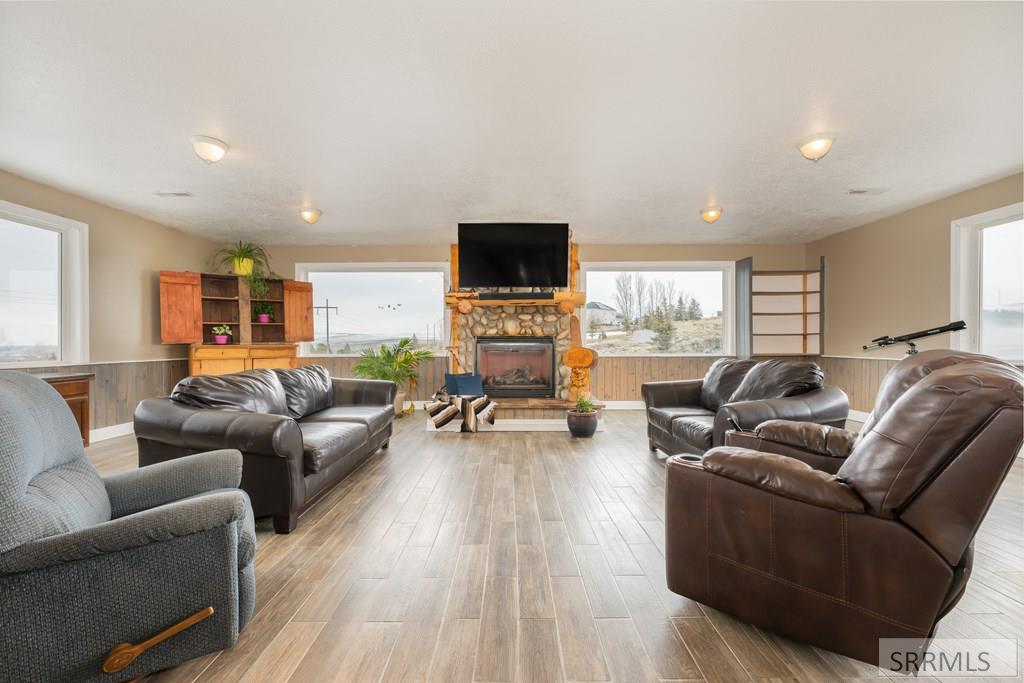 2075 S Rimrock Drive, IDAHO FALLS, Idaho image 3