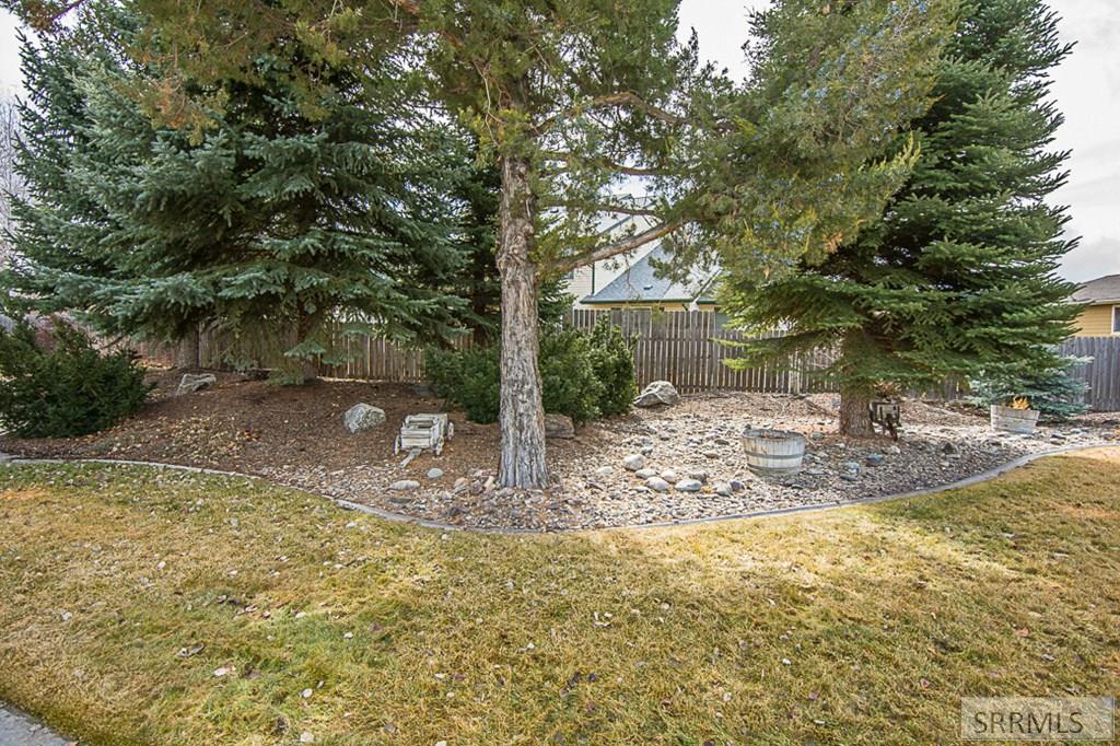 211 Dahle Avenue, SALMON, Idaho image 10