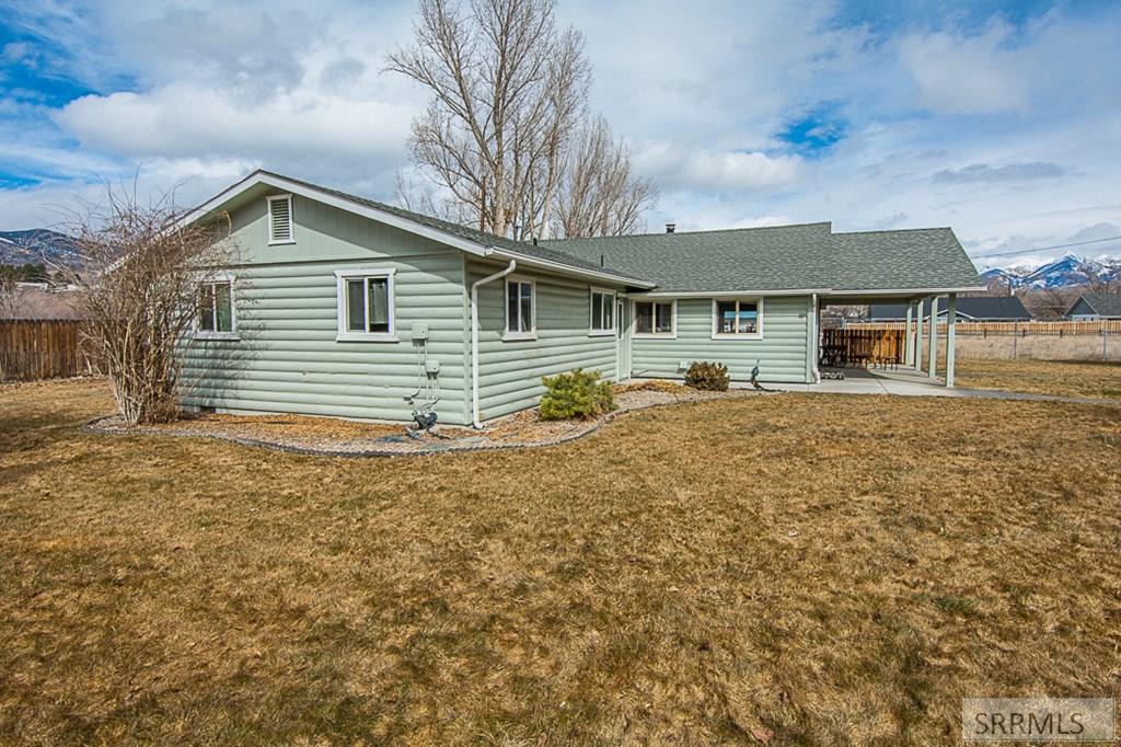 211 Dahle Avenue, SALMON, Idaho image 12