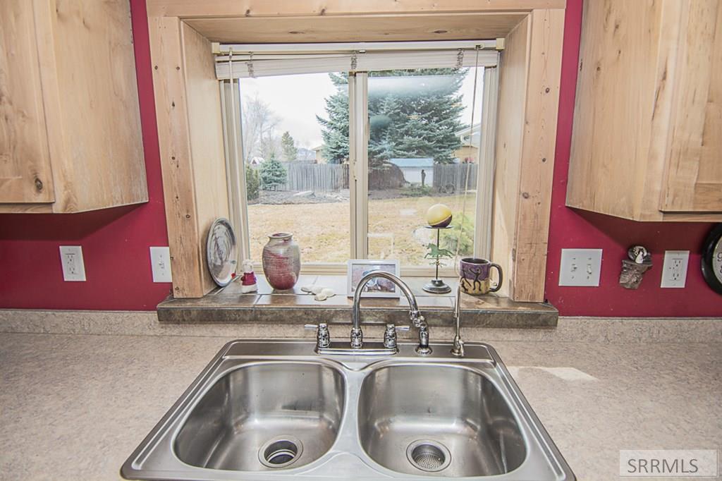 211 Dahle Avenue, SALMON, Idaho image 42