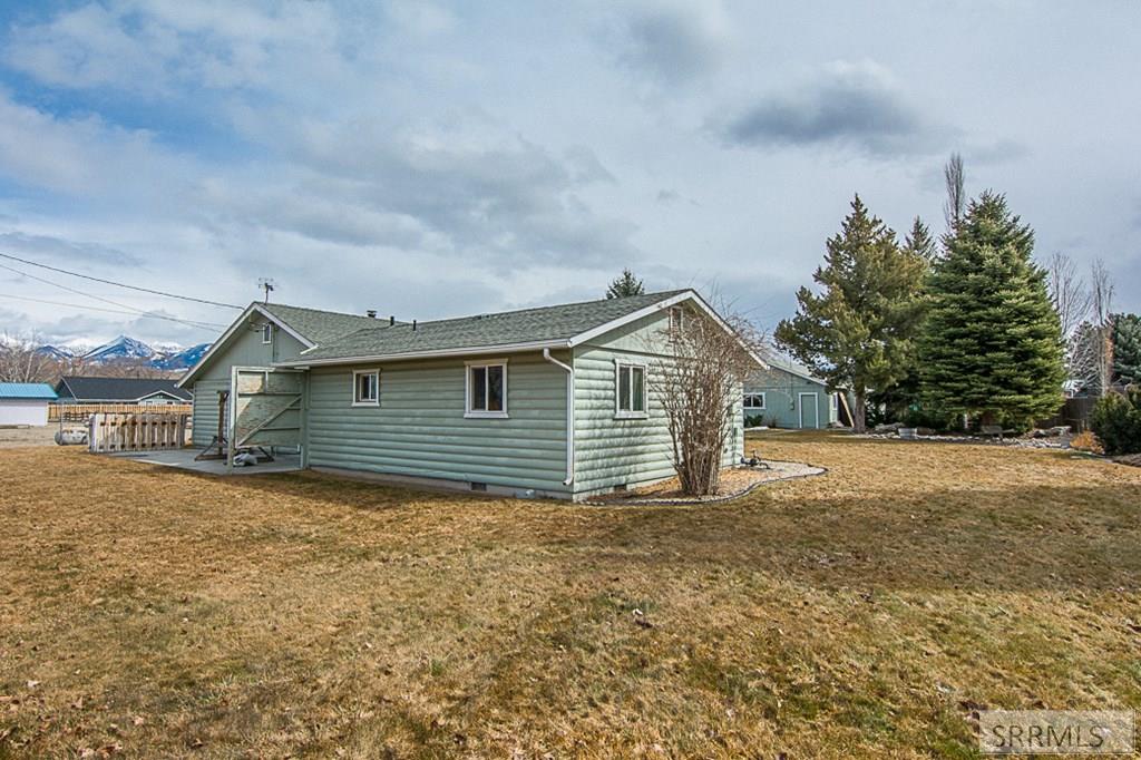 211 Dahle Avenue, SALMON, Idaho image 14