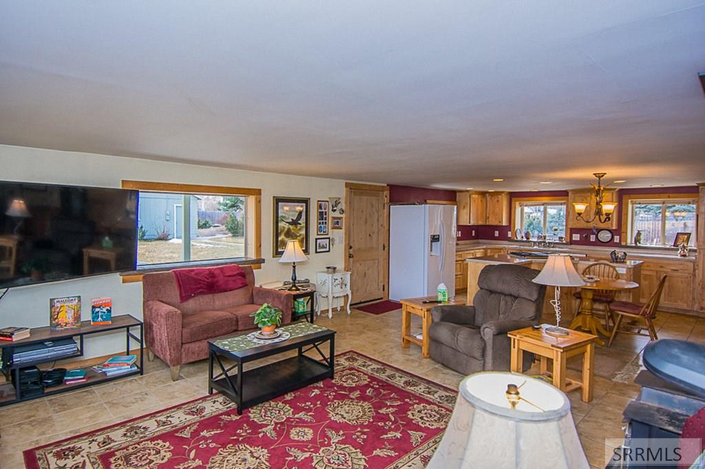 211 Dahle Avenue, SALMON, Idaho image 24