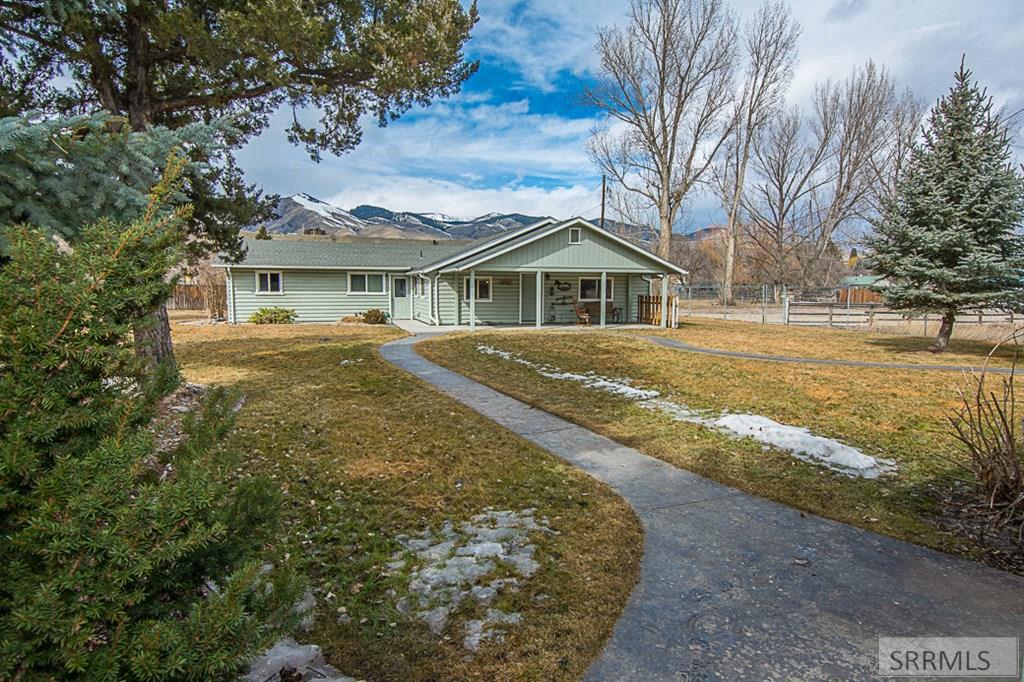 211 Dahle Avenue, SALMON, Idaho image 7