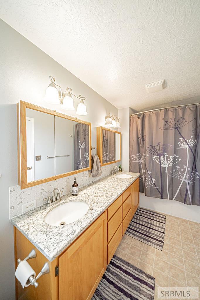 215 E 325 N, BLACKFOOT, Idaho image 17