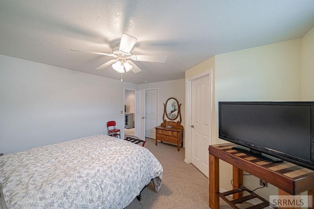215 E 325 N, BLACKFOOT, Idaho image 32
