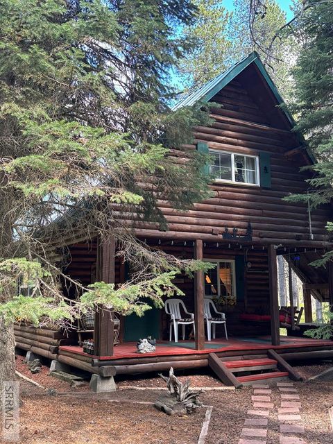 Photo of 3739 Homestead Drive, ISLAND PARK, ID 83429 (MLS # 2186585)