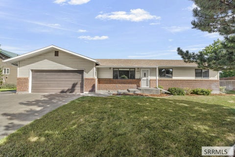 Photo of 1971 E Alturas Circle, IDAHO FALLS, ID 83401 (MLS # 2189079)