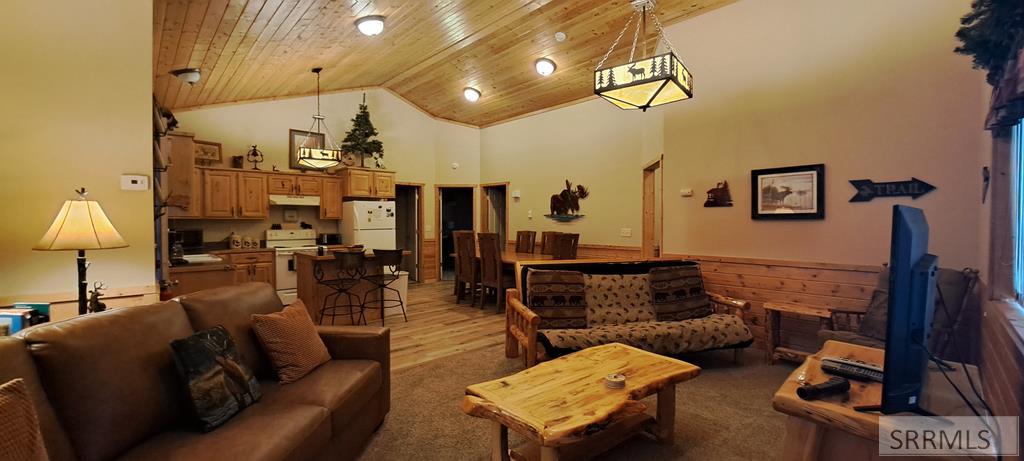 3526 Browning Road, ISLAND PARK, Idaho image 12