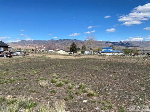 Photo of 831 Custer Street, CHALLIS, ID 83226 (MLS # 2185619)