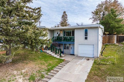 Photo of 596 Hyde Ave, POCATELLO, ID 83201 (MLS # 2180716)