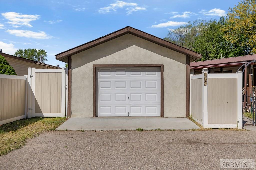 871 Dalmation Drive