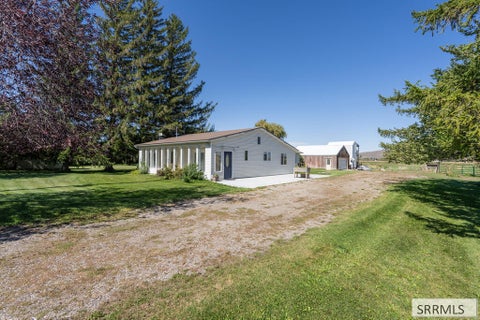 Photo of 3695 E 700 N, MENAN, ID 83434 (MLS # 2189510)