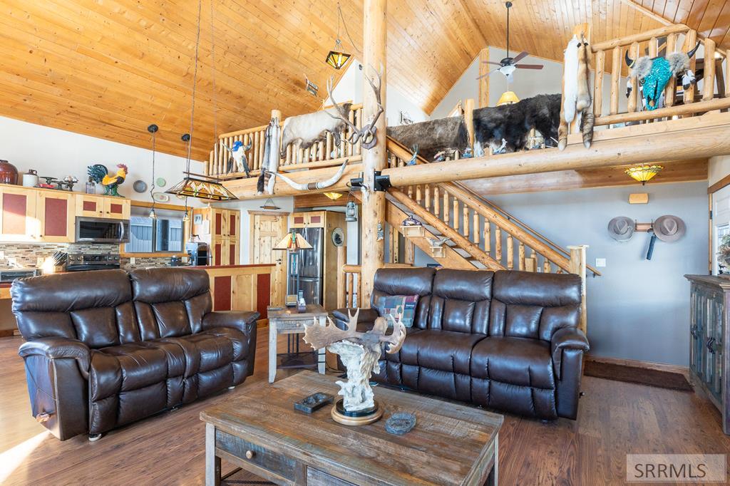 3695 Hwy 87, ISLAND PARK, Idaho image 8