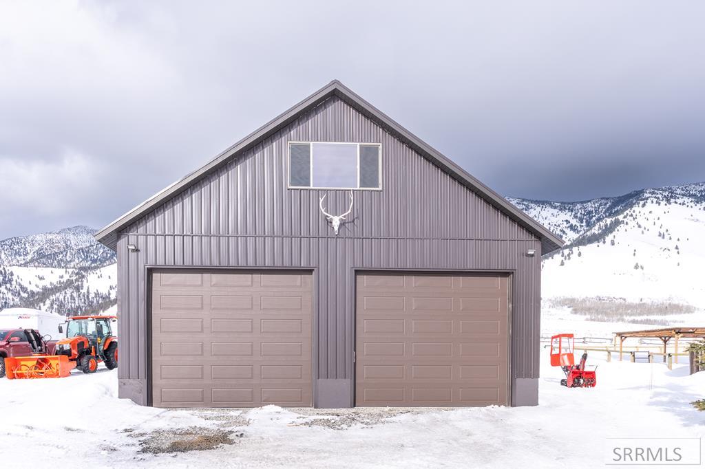 3695 Hwy 87, ISLAND PARK, Idaho image 25