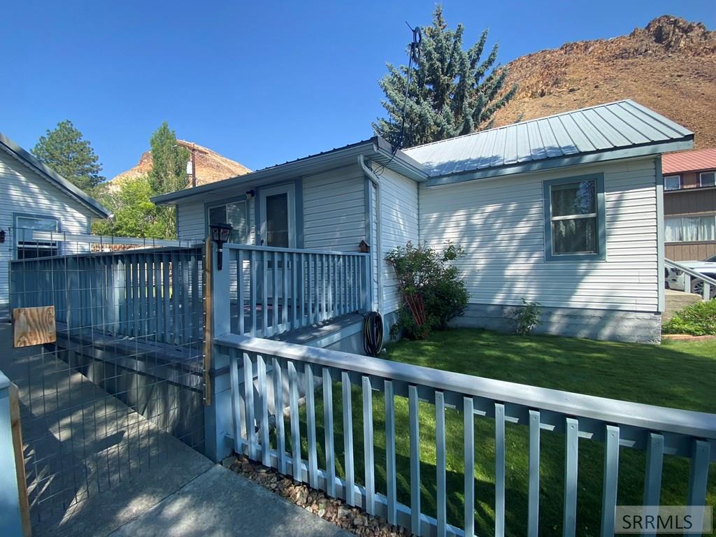 212 N 4th Street, CHALLIS, Idaho image 4