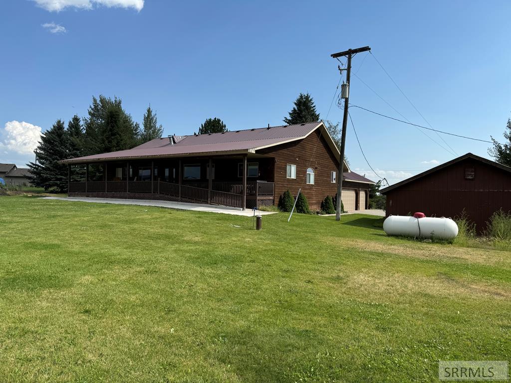 3613 Fishermans Drive, ASHTON, Idaho image 14