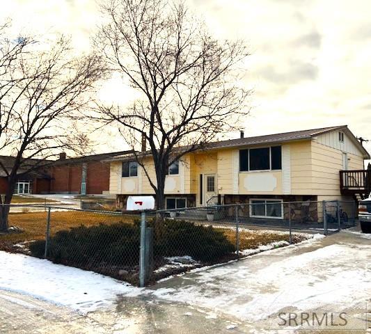 719 Sharkey Street, SALMON, Idaho image 1