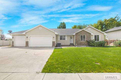 Photo of 3832 E Deer Creek, IDAHO FALLS, ID 83401 (MLS # 2179233)