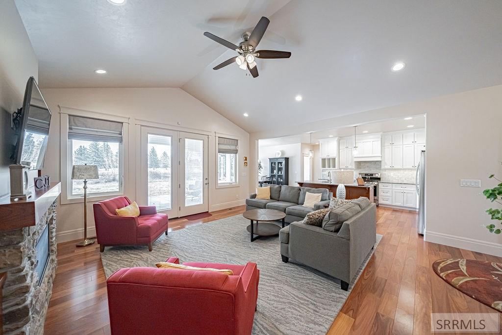 5075 Long Cove Drive, IDAHO FALLS, Idaho image 9