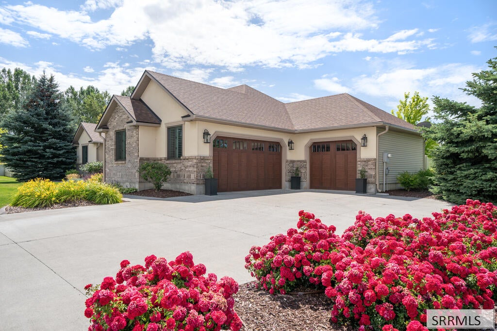 5258 Cabana Drive