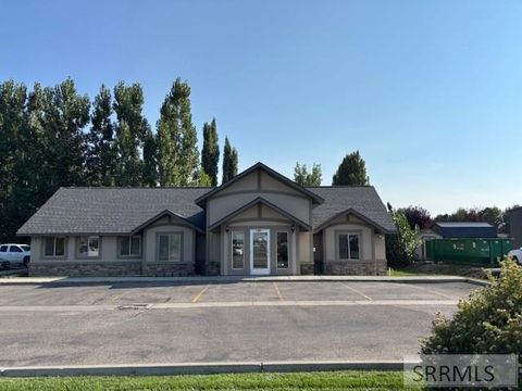 Photo of 1109 Summers Drive, REXBURG, ID 83440 (MLS # 2179287)