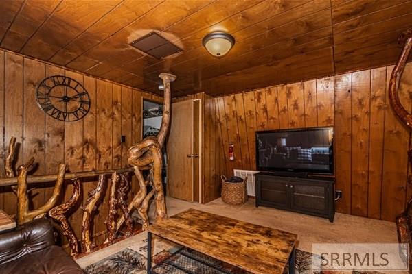 2750 SW Sage Hen Drive, ISLAND PARK, Idaho image 9