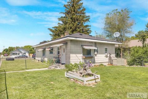 Multifamily For Sale - 406 1st W<br/> RIRIE, ID 83443