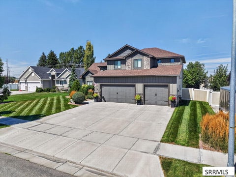 Photo of 442 N Pointe Drive, IDAHO FALLS, ID 83401 (MLS # 2188693)
