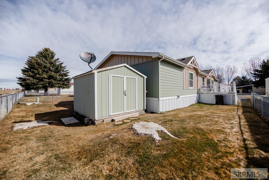 2139 N Pinewood Drive, IDAHO FALLS, Idaho image 30