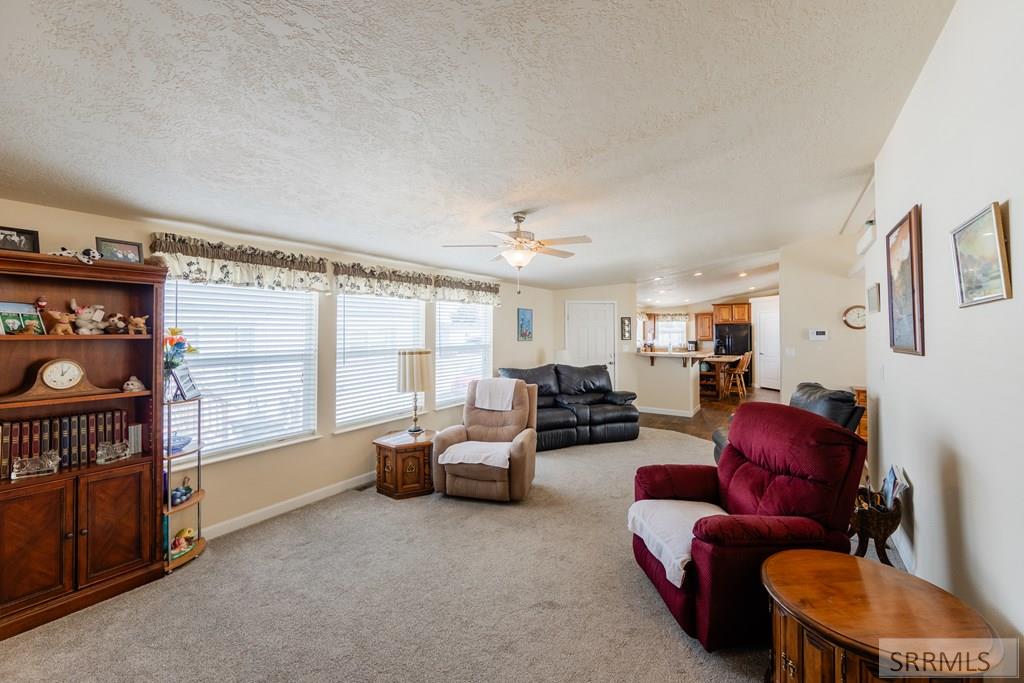 2139 N Pinewood Drive, IDAHO FALLS, Idaho image 11