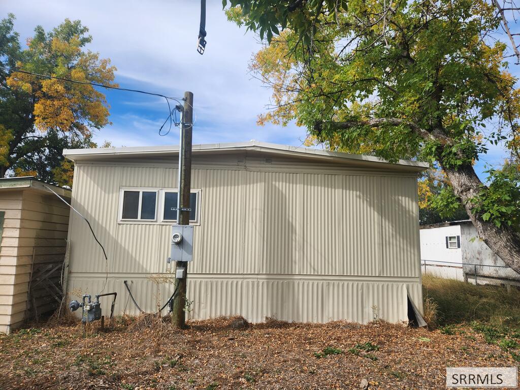 373 Contor Avenue