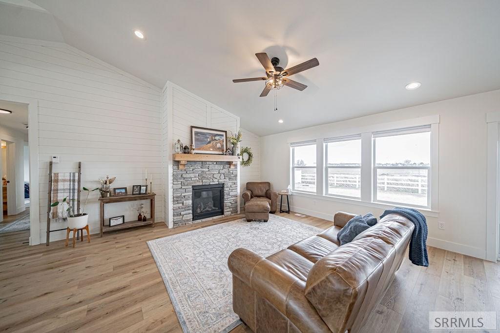 5885 Broken Stone Way, IDAHO FALLS, Idaho image 11