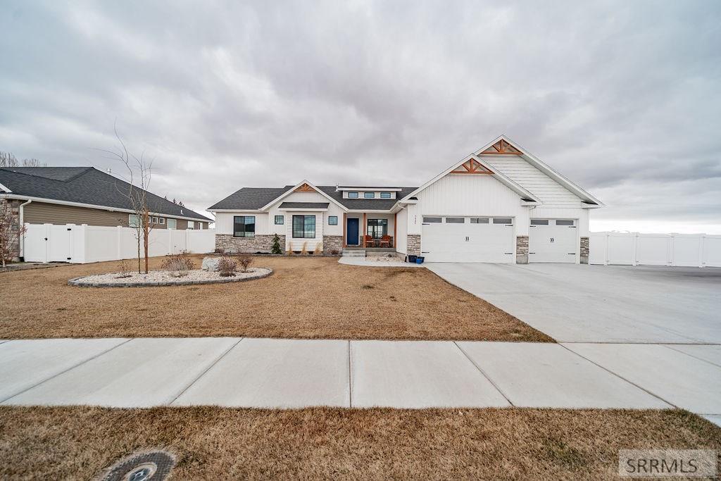 5885 Broken Stone Way, IDAHO FALLS, Idaho image 3