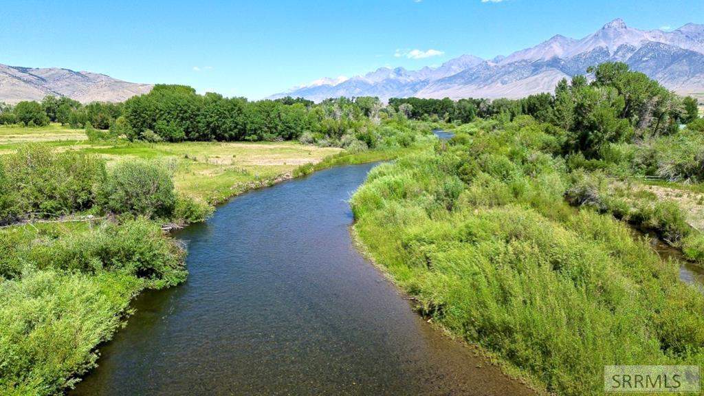 4237 Summit Drive, MACKAY, Idaho image 1