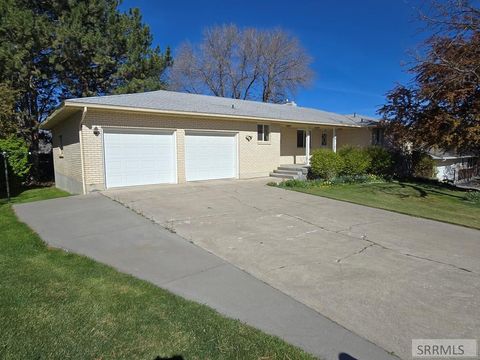 Photo of 266 Apache Ave, REXBURG, ID 83440 (MLS # 2185730)