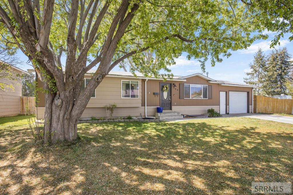 396 Berrett Avenue