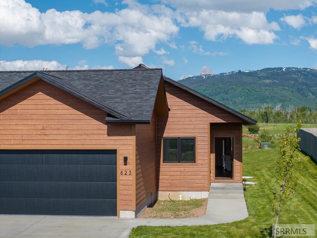 823 Booshway Street, DRIGGS, Idaho image 3