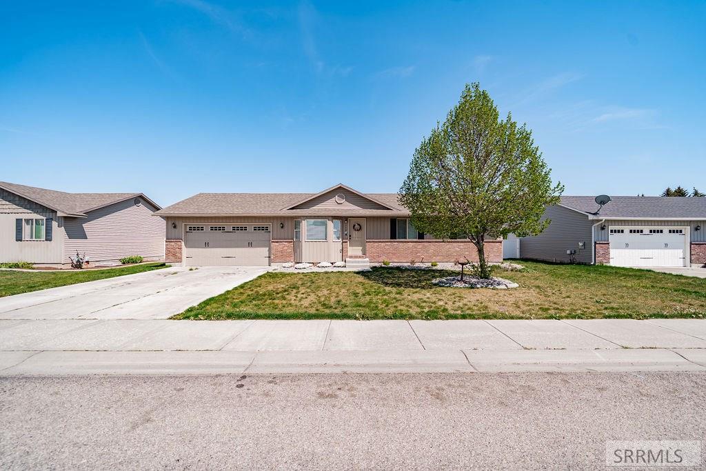 352 Kimberly Drive