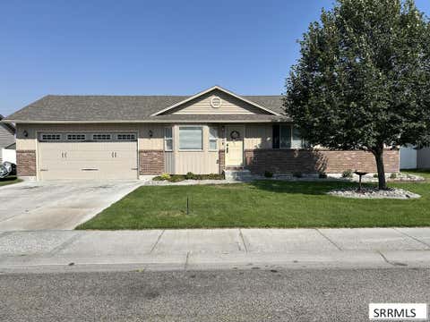 Photo of 352 N Kimberly Drive, IDAHO FALLS, ID 83401 (MLS # 2186139)