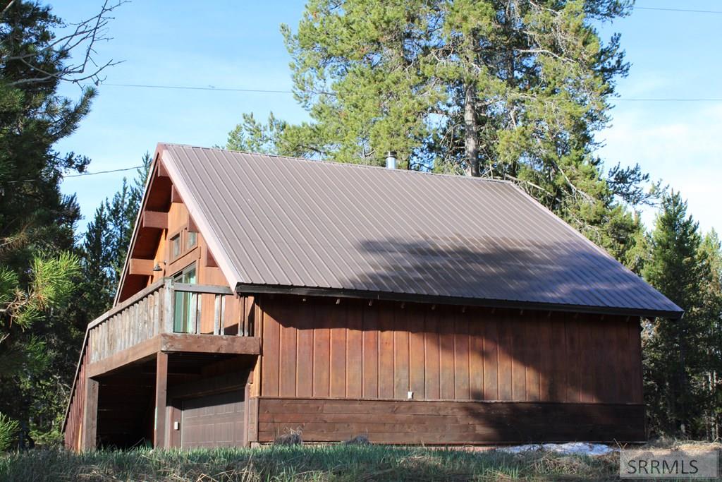 2813 E Pinehaven Drive, ISLAND PARK, Idaho image 2