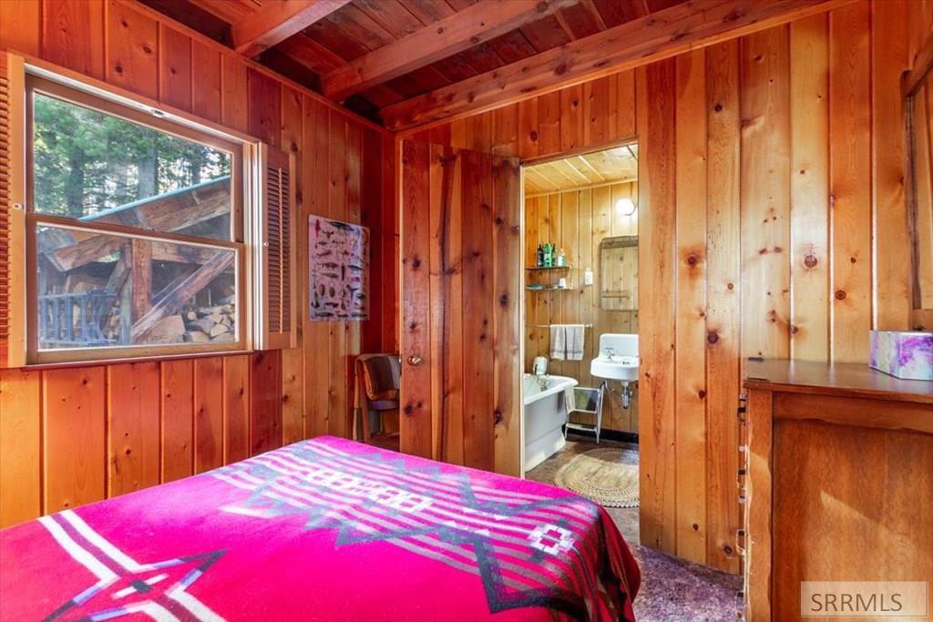 3648 Bills Loop South Road, ISLAND PARK, Idaho image 32