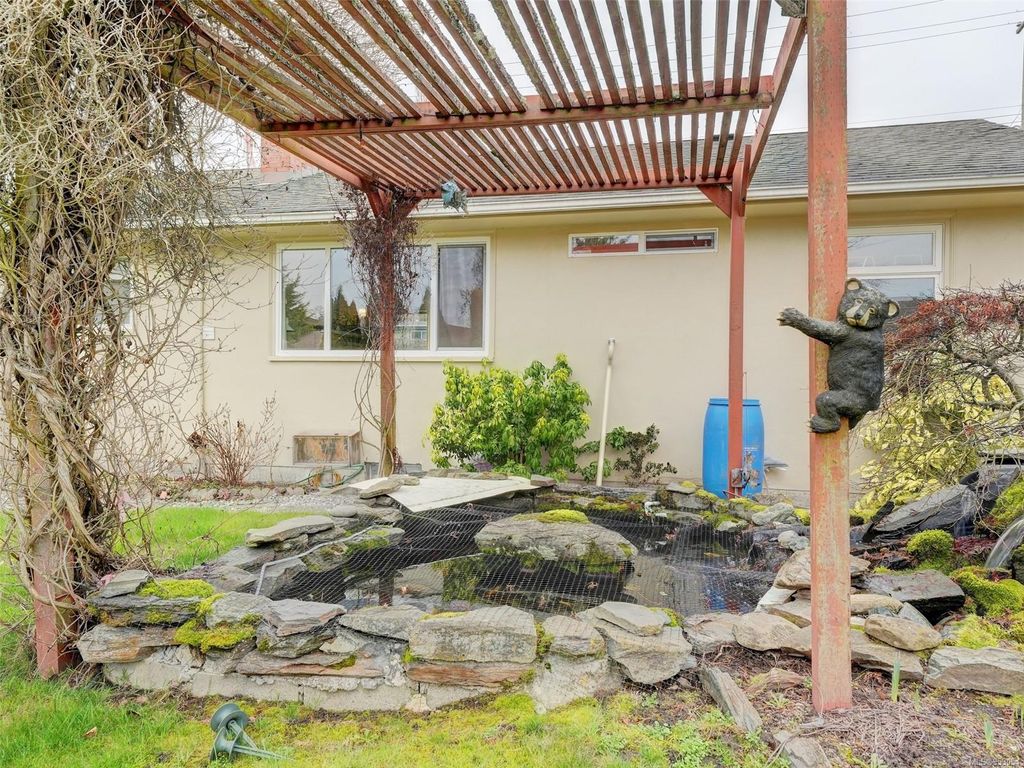 listing image 16045934021281916343